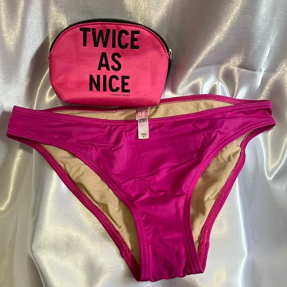 Victoria’s Secret twice as nice pouch & bikini bottom with bag - Picture 1 of 2